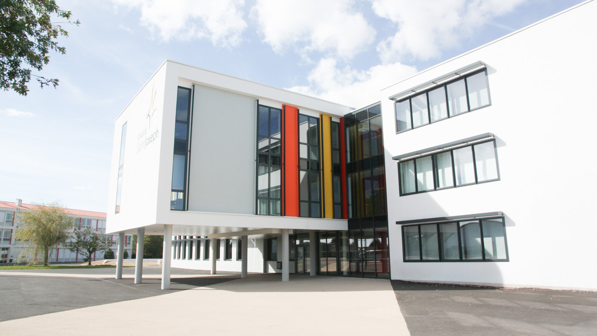 Extension Collège Saint Joseph à Challans Réalisation LT Archi